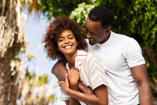 How to Balance Personal Space and Togetherness in a Relationship